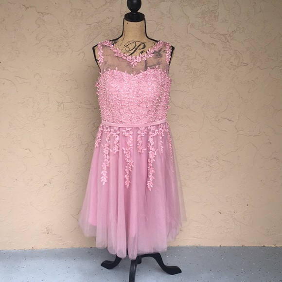 Huifany Dresses & Skirts - Dress